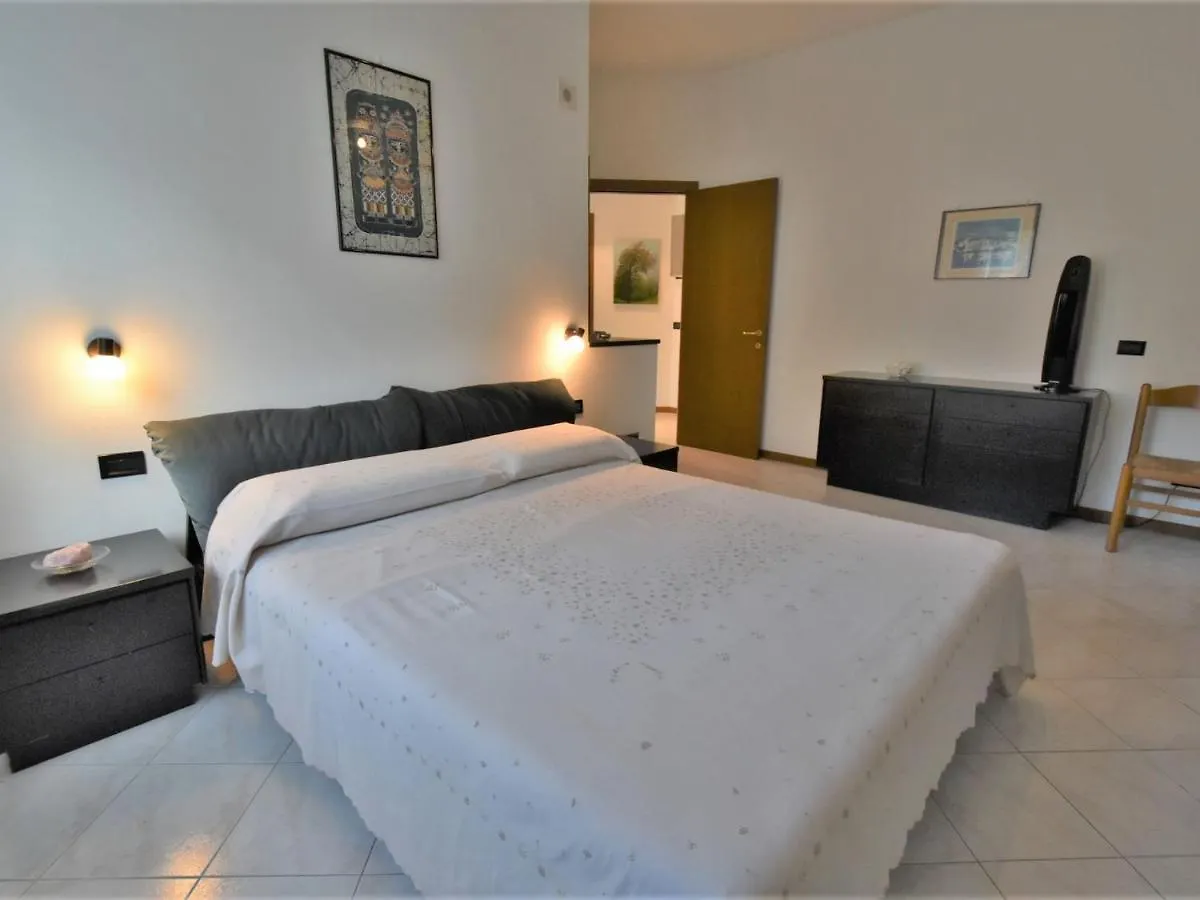 Apartment Mac Mahon Apartment By Interhome Milan Italy