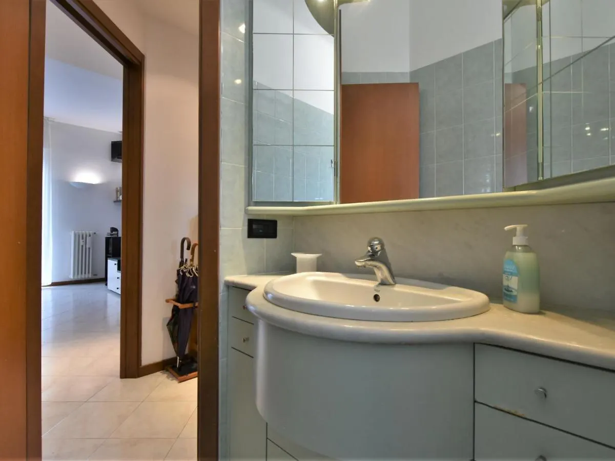 Apartment Mac Mahon Apartment By Interhome Milan
