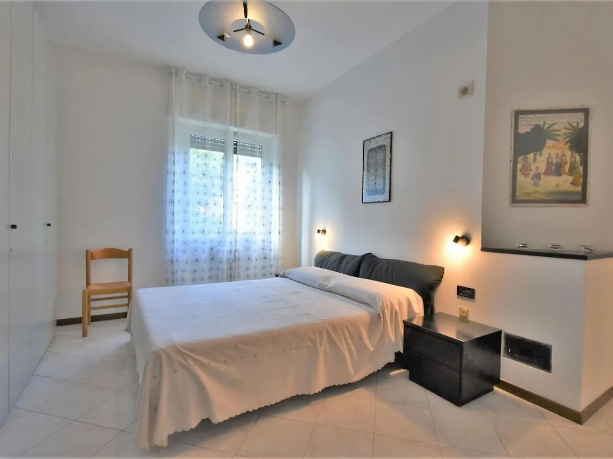 Apartment Mac Mahon Apartment By Interhome Milan